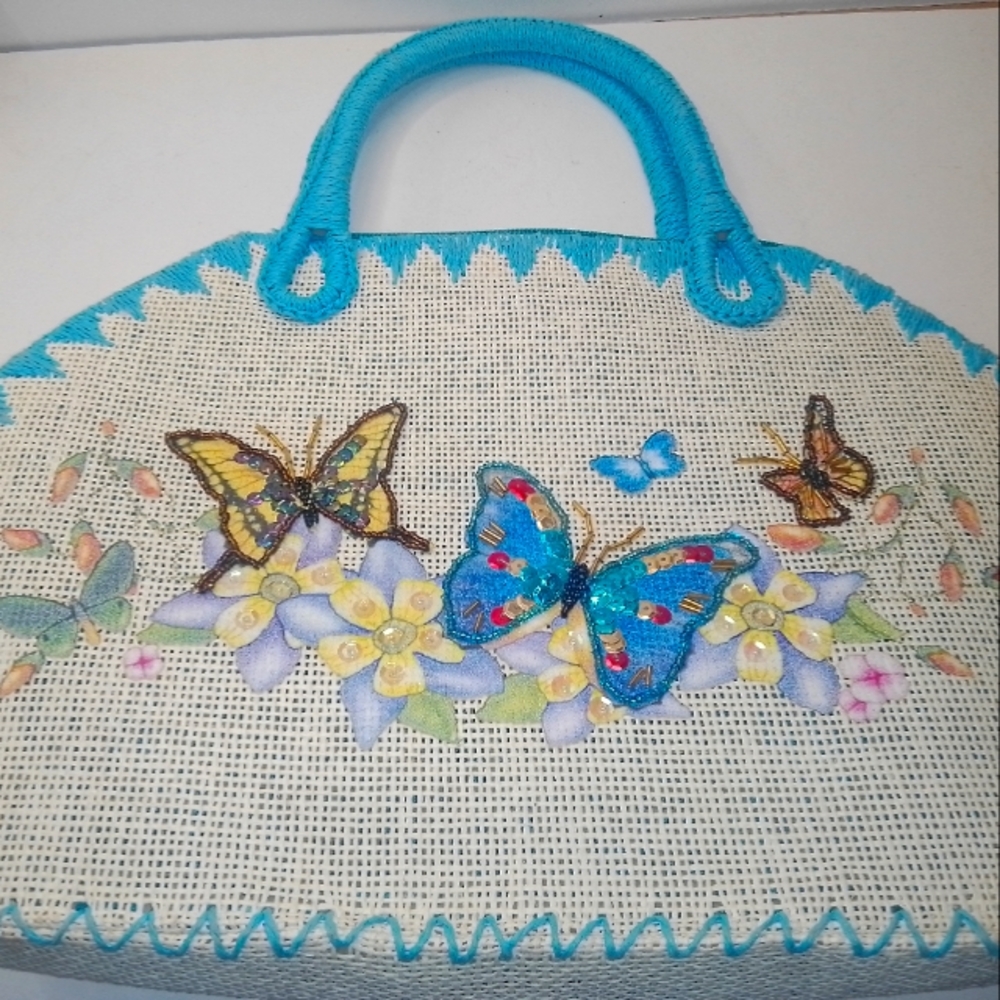 Embroidered Butterfly Design Women's Bag - Blue and Cream *Broken Zipper*